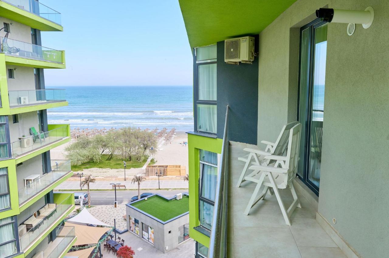 Crazy Sea View 1Br Apartment Spa Pools Resort Mamaia Exterior foto